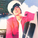 Discovery icon for Tate McRae Discord server